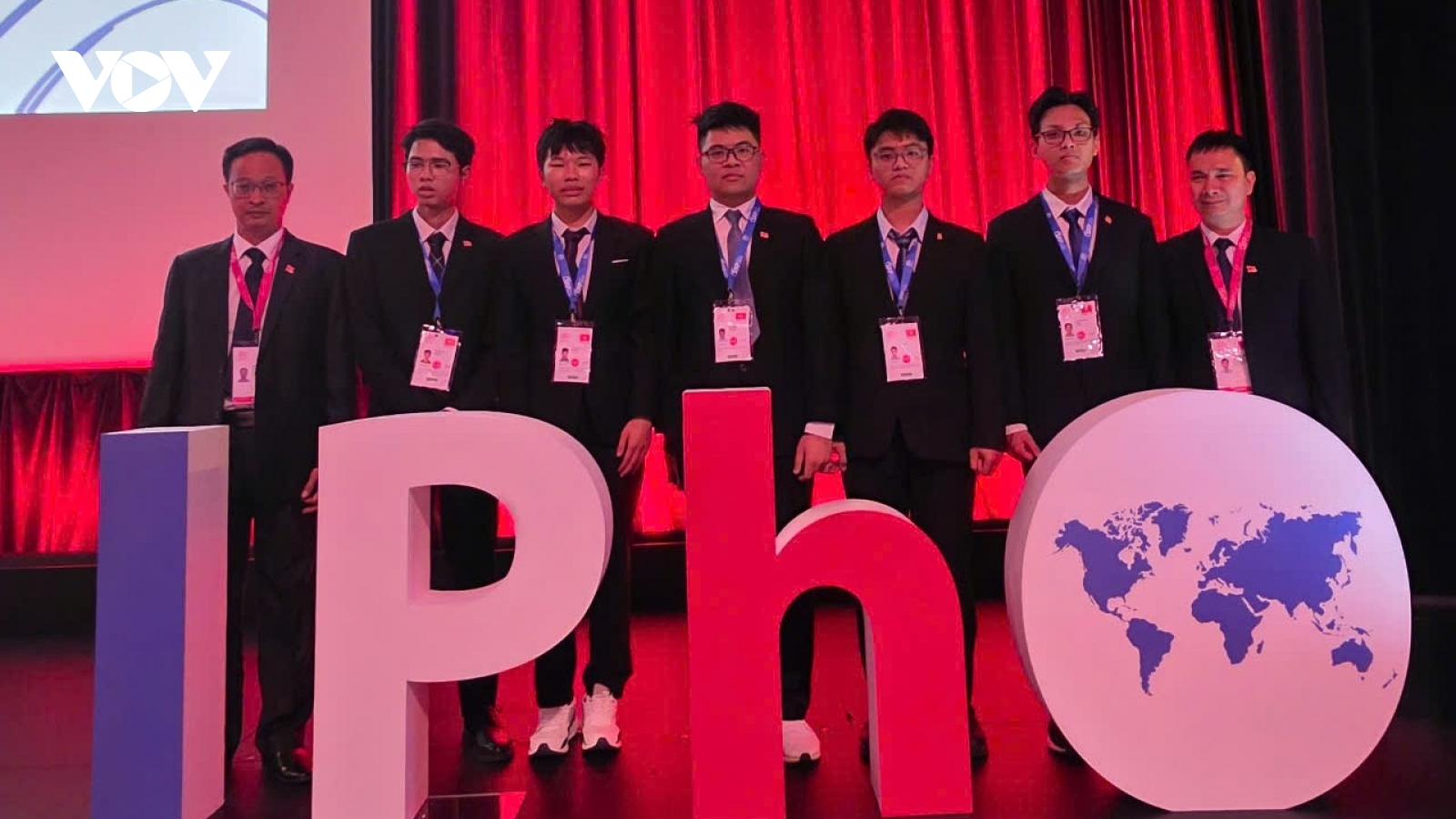 Học sinh Việt Nam giành 5 huy chương tại Olympic Vật lý quốc tế 2025