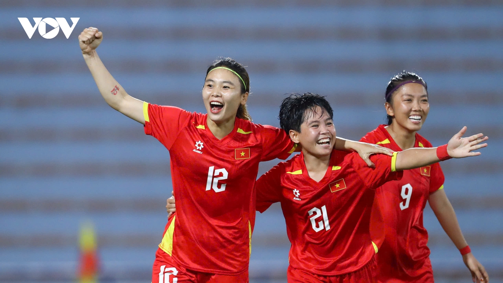 Bóng đá Việt Nam “vượt mặt” Thái Lan, thiết lập kỷ lục Đông Nam Á