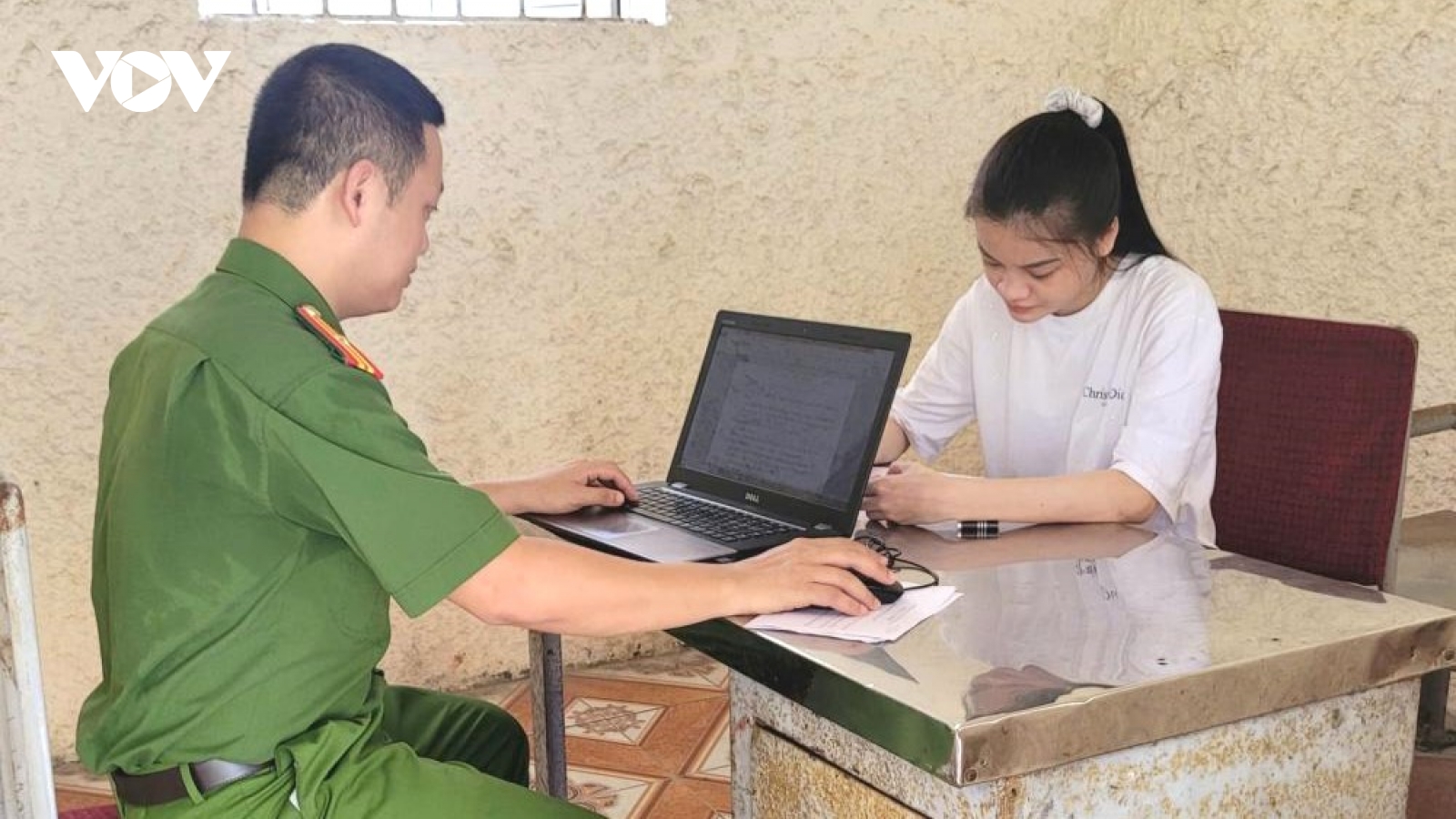 Hà Tĩnh: Môi giới bất động sản thua lỗ, "người đẹp" lừa đảo lấy tiền trả nợ