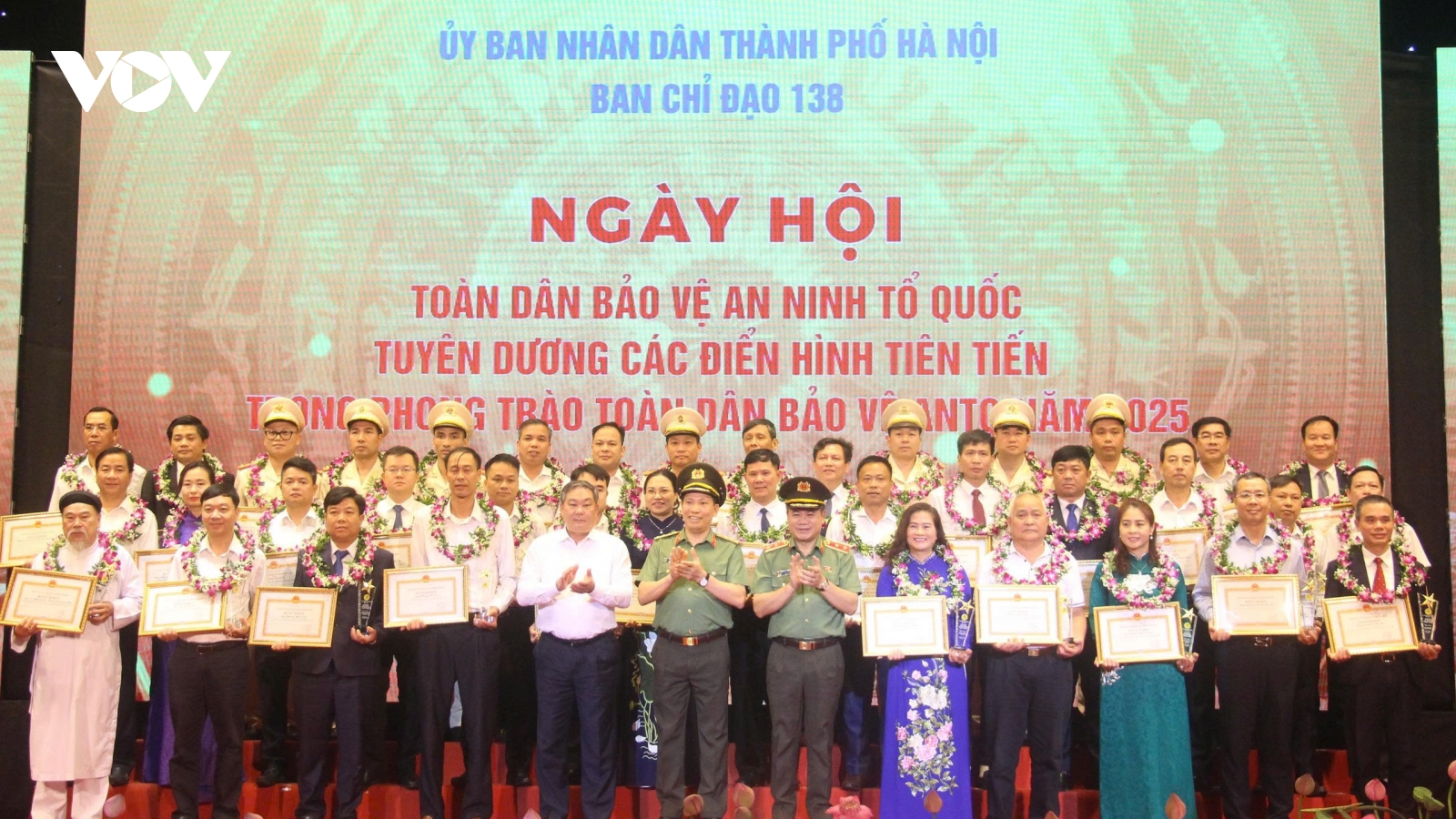 Biểu dương 39 tập thể, cá nhân trong "Ngày hội toàn dân bảo vệ an ninh Tổ quốc"