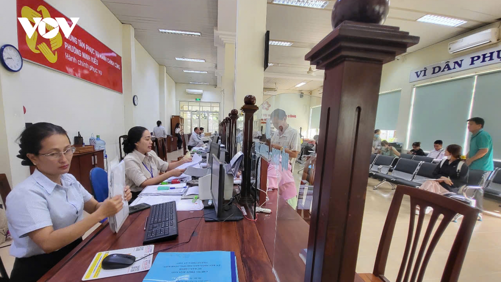 Cần Thơ kiện toàn các chức danh lãnh đạo các cơ quan, đơn vị ở xã, phường