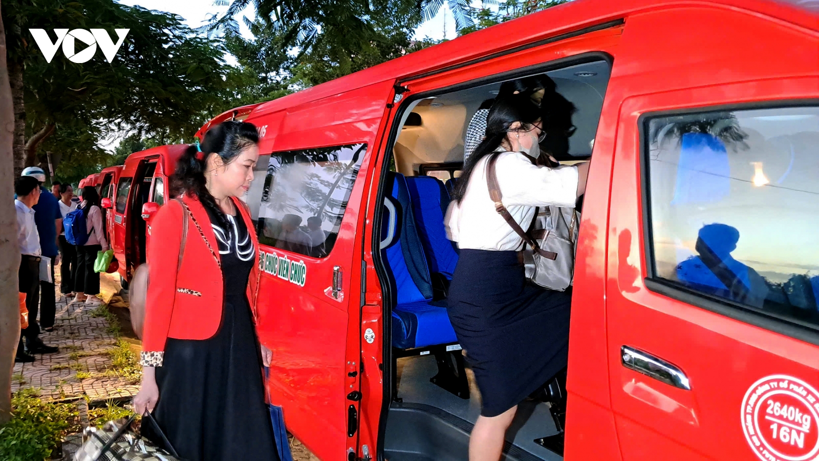 Hành trình mới trên những chuyến xe đưa đón miễn phí ở Vĩnh Long