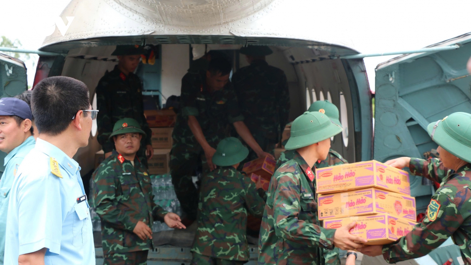 Nghệ An “không để người dân vùng lũ bị đói”