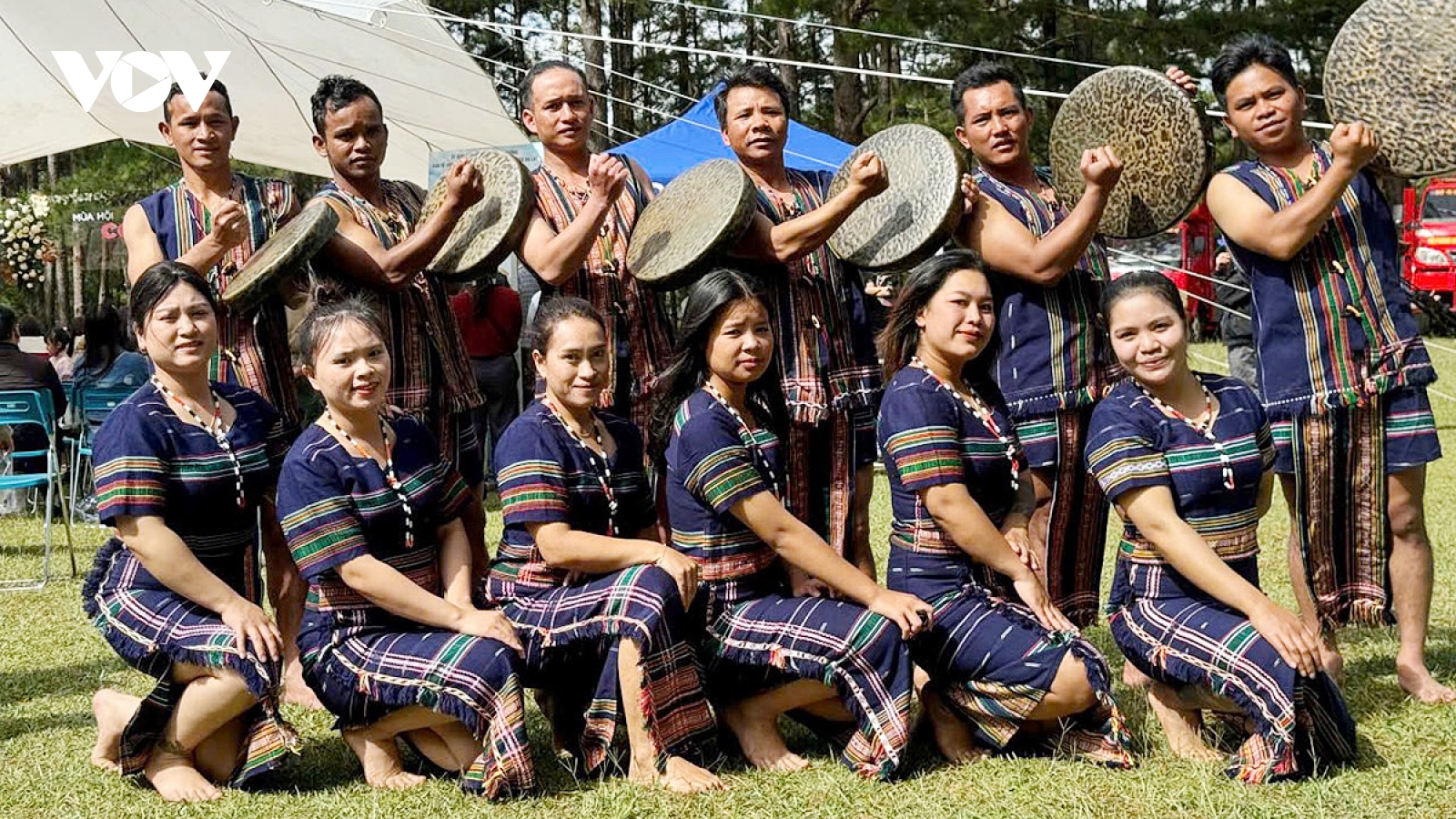 Chiêng Bor - bài chiêng vui mang thanh âm của tình đoàn kết