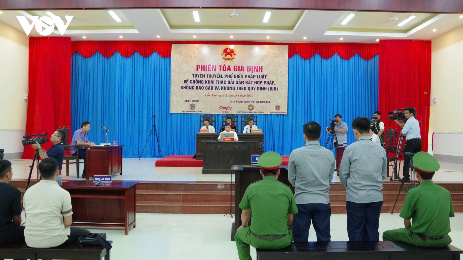 Cần Thơ tổ chức phiên tòa giả định tuyên truyền về chống khai thác IUU