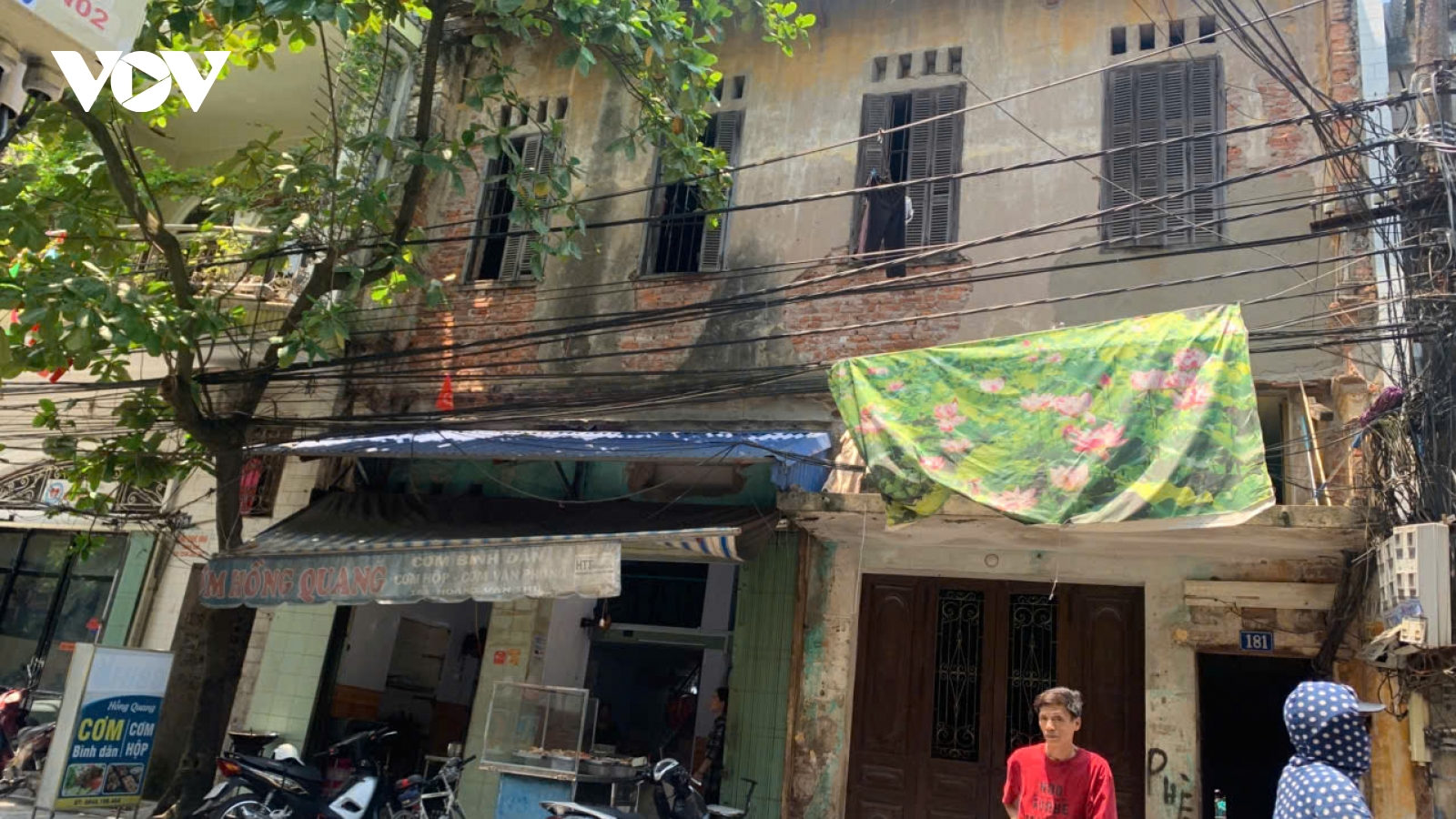 Cận cảnh khu nhà xuống cấp trong diện sơ tán dân mỗi khi bão về