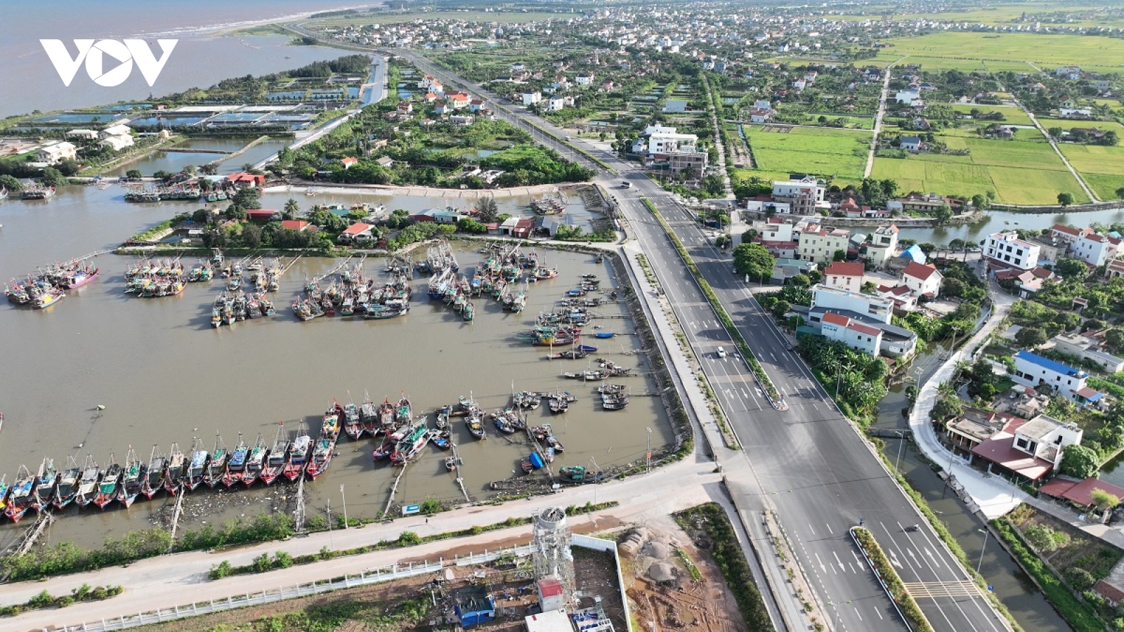 Ninh Bình yêu cầu hoàn tất xử lý vi phạm khai thác IUU trước 14/9
