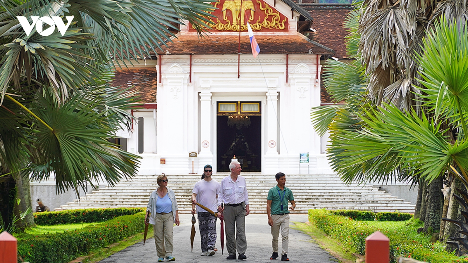 Du lịch Lào tiếp tục tăng trưởng mạnh mẽ trong 8 tháng đầu năm 2025