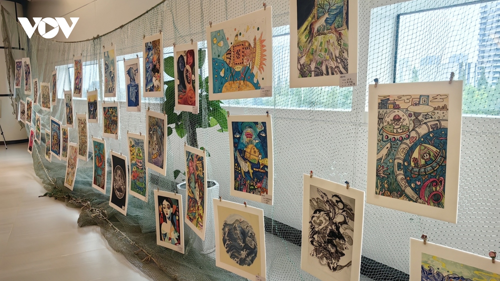 Triển lãm nghệ thuật quốc tế về biển: Nét bút gắn kết con người và đại dương