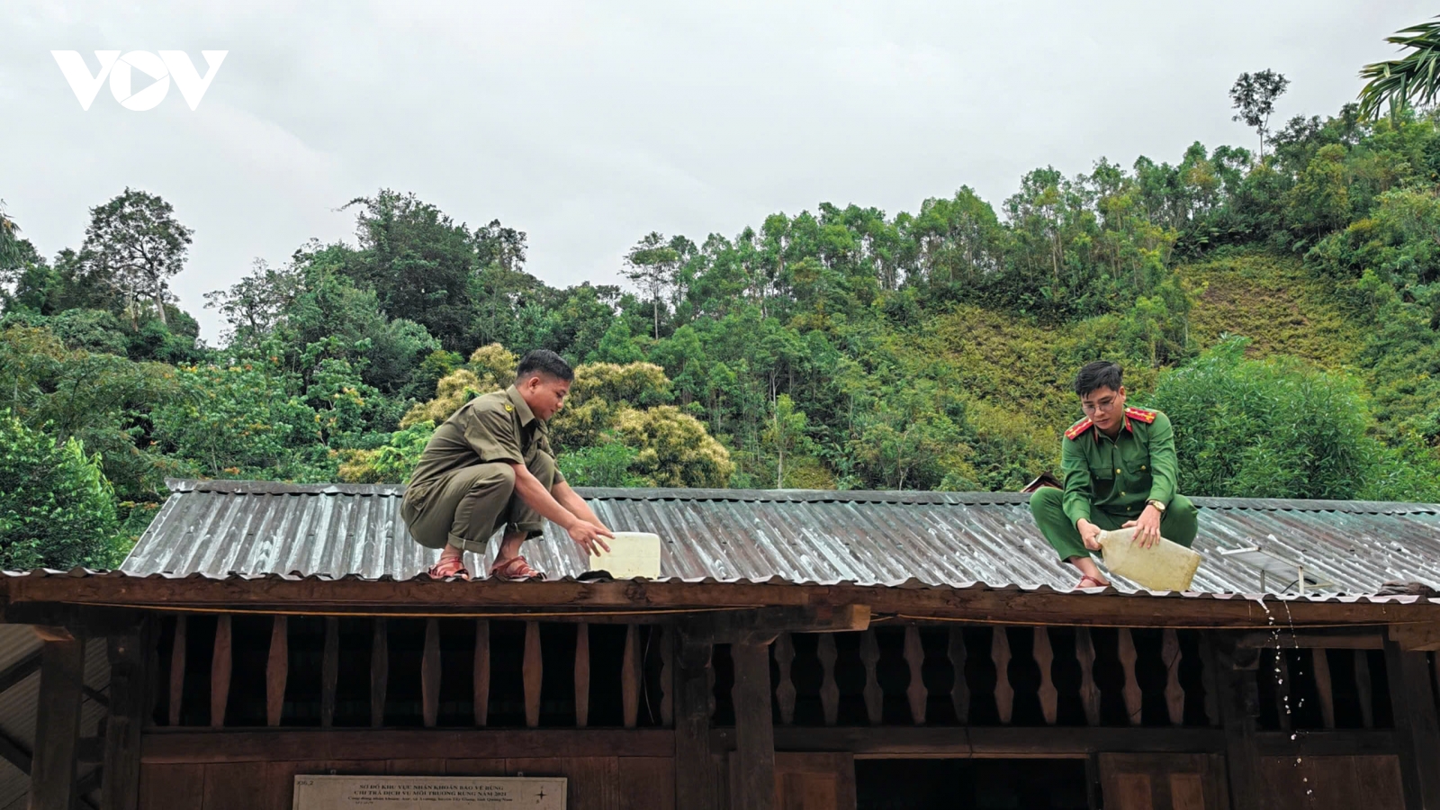 Ứng phó bão số 10: Đà Nẵng lo tàu thuyền ở biển, đề phòng sạt lở miền núi