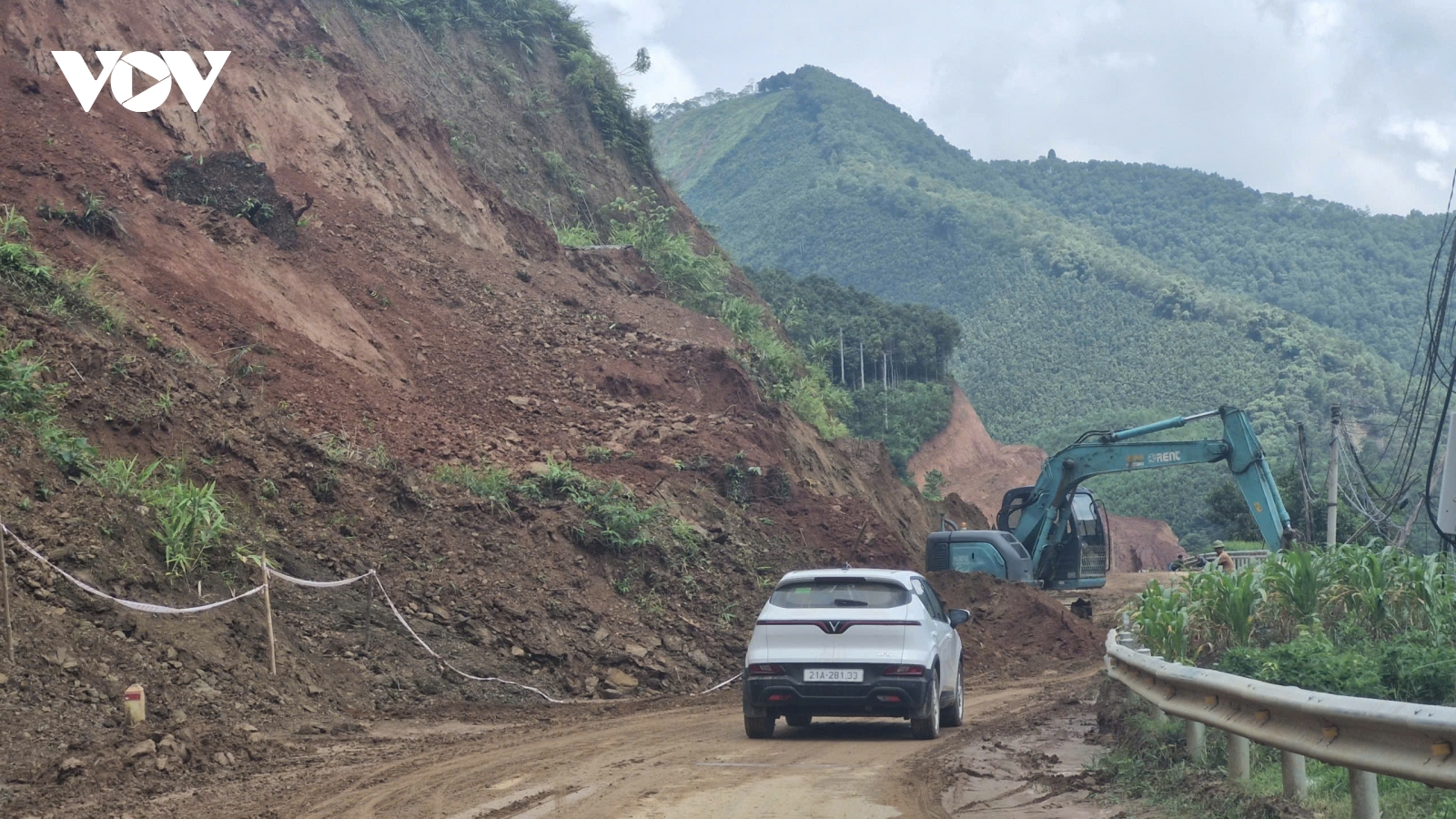 Lào Cai, Huế, Quảng Ninh đồng loạt triển khai giải pháp ứng phó siêu bão Ragasa
