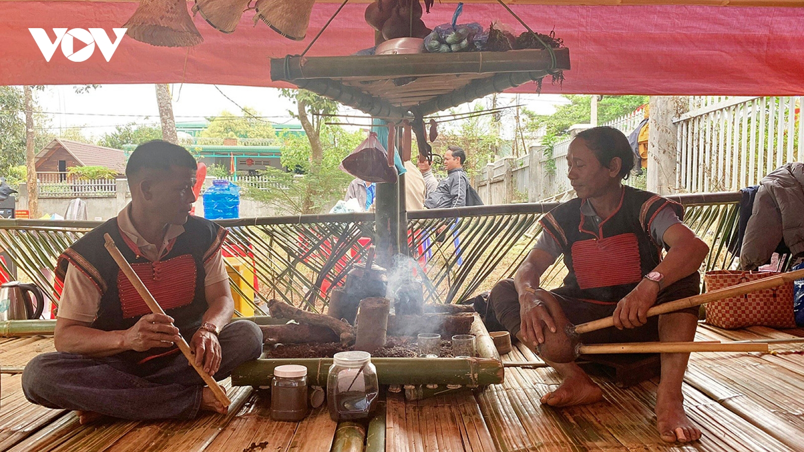 Người Êđê giữ nhạc cụ, giữ hồn dân tộc