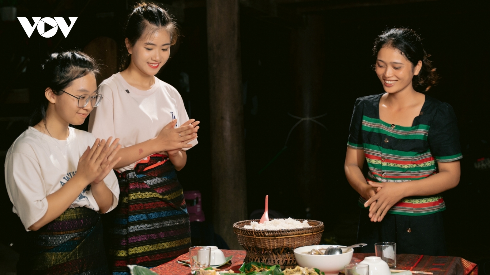 Bảo tồn di sản văn hóa Bru - Vân Kiều gắn với phát triển du lịch cộng đồng