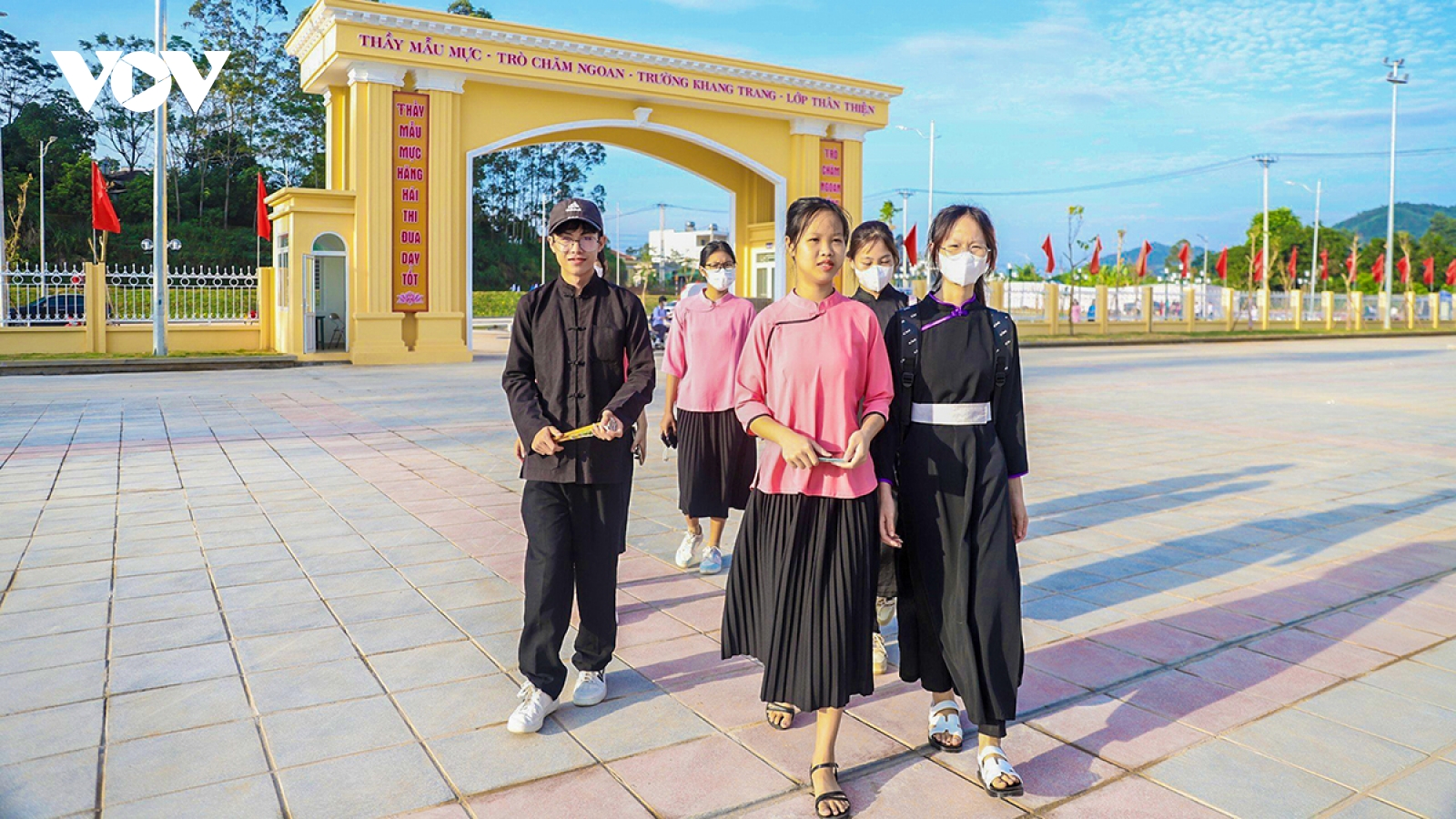 Quảng Ninh tăng cường chăm lo cho giáo dục “vùng khó”