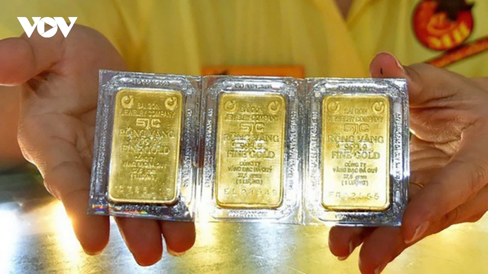 Giá vàng hôm nay 30/9: Giá vàng SJC lập đỉnh mới, chạm mức 137, 3 triệu đồng/lượng