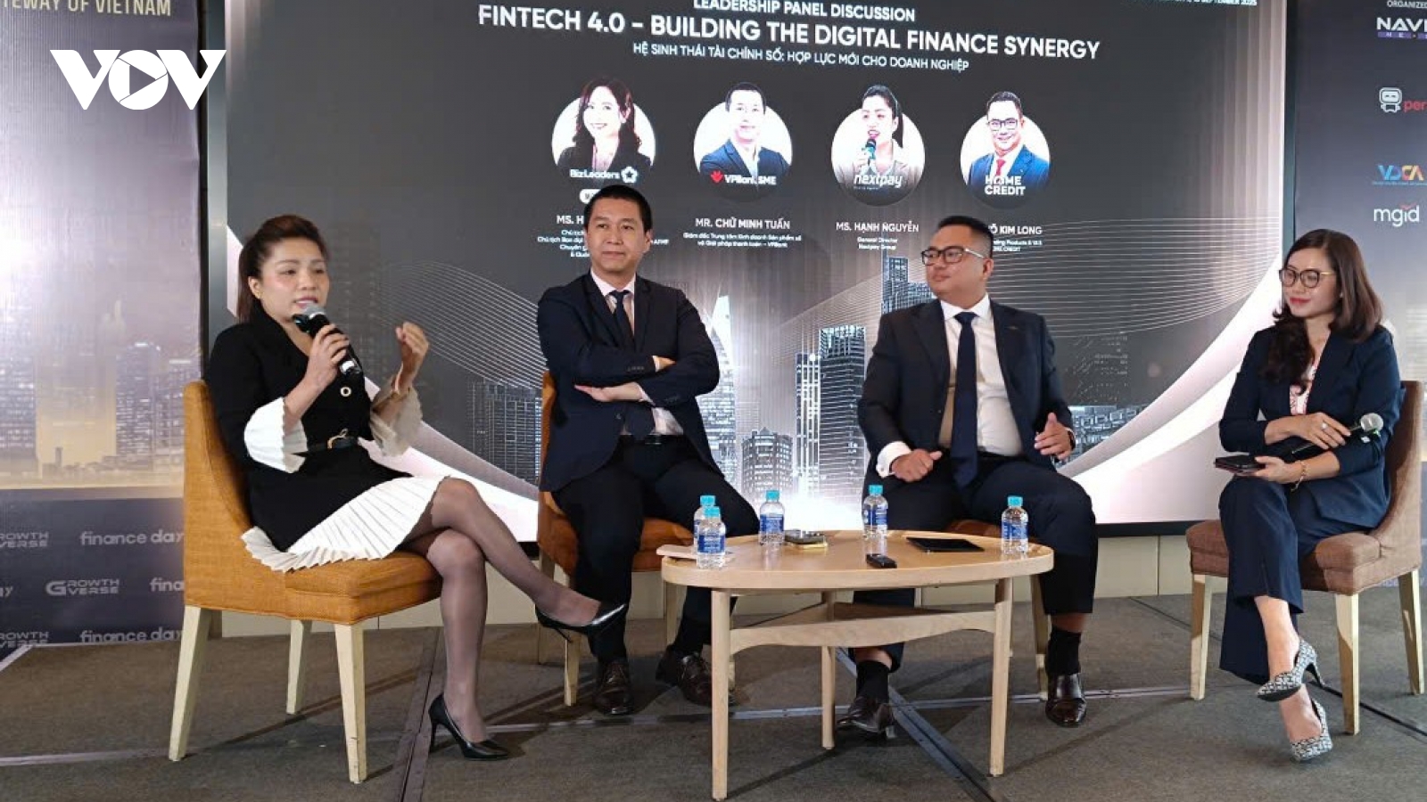 Khắc phục hạn chế, phát triển thanh toán số bền vững