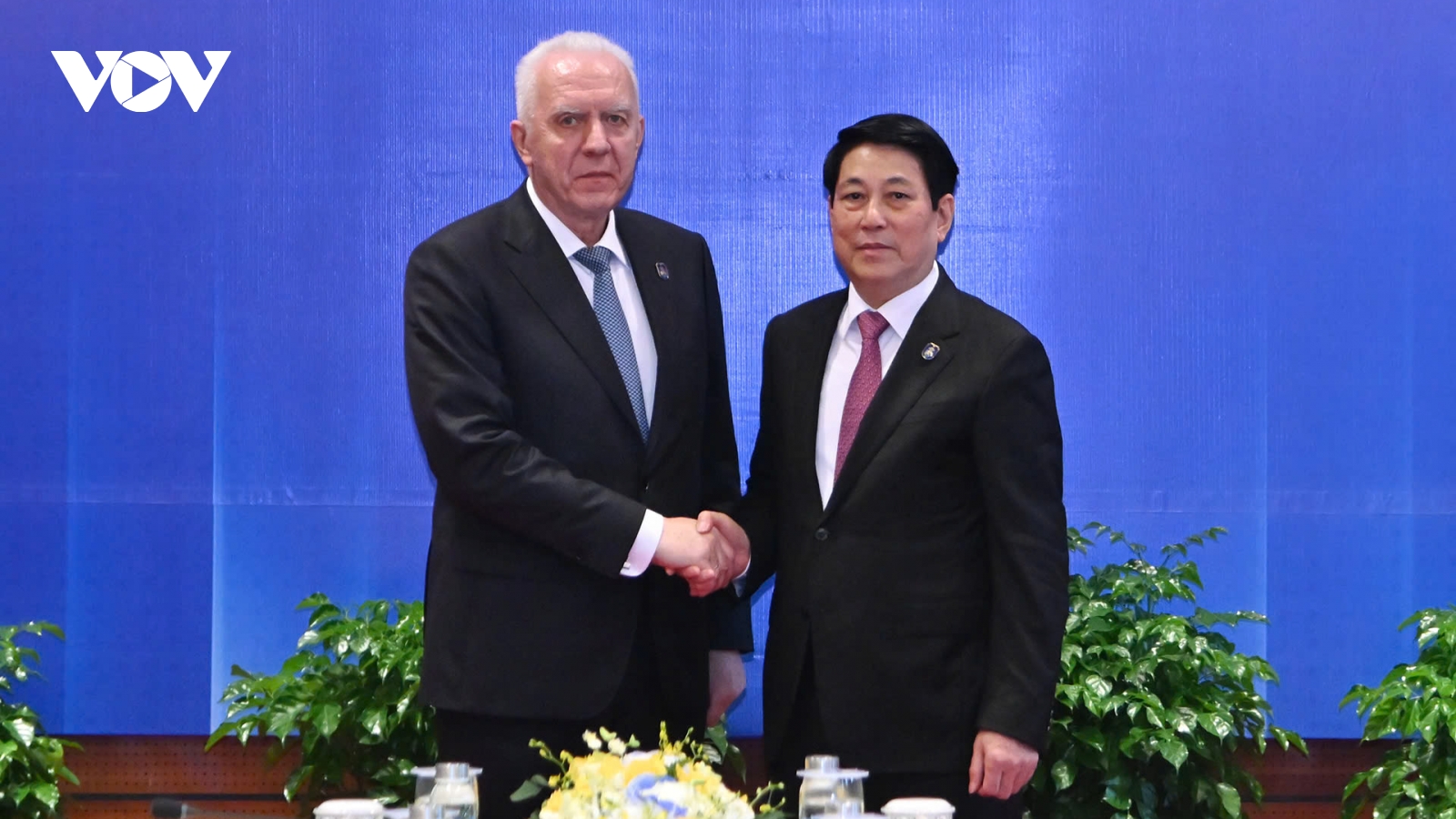 Chủ tịch nước Lương Cường tiếp Tổng Công tố Liên bang Nga A.V. Gutsan