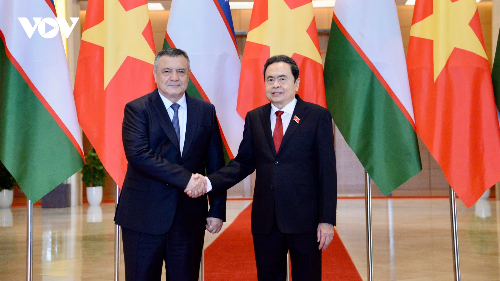 Chủ tịch Quốc hội Trần Thanh Mẫn tiếp Chủ tịch Hạ viện Quốc hội Uzbekistan