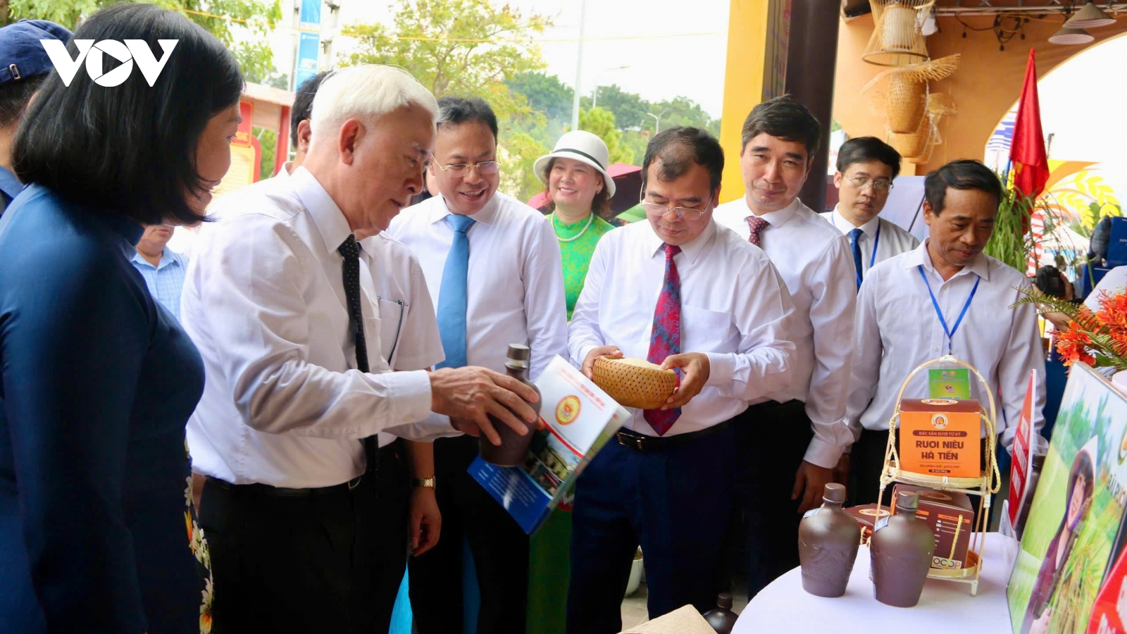 Ngập tràn sắc màu văn hóa tại Lễ hội mùa Thu Côn Sơn - Kiếp Bạc 2025