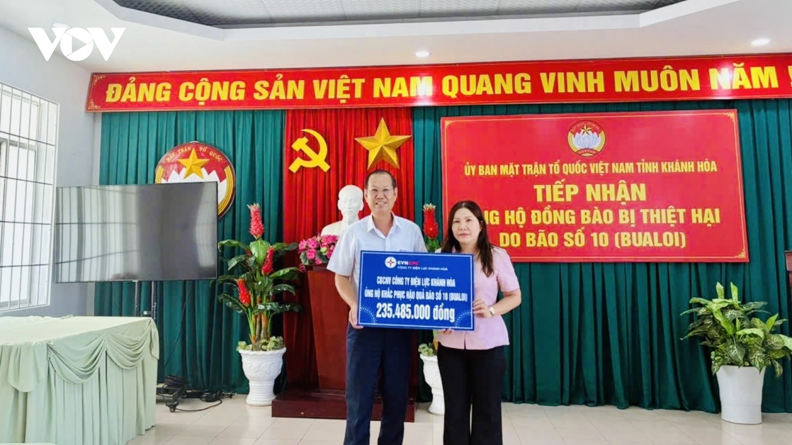 EVNCPC ủng hộ hơn 5,1 tỷ đồng giúp đồng bào vùng bão lũ và nhân dân Cuba