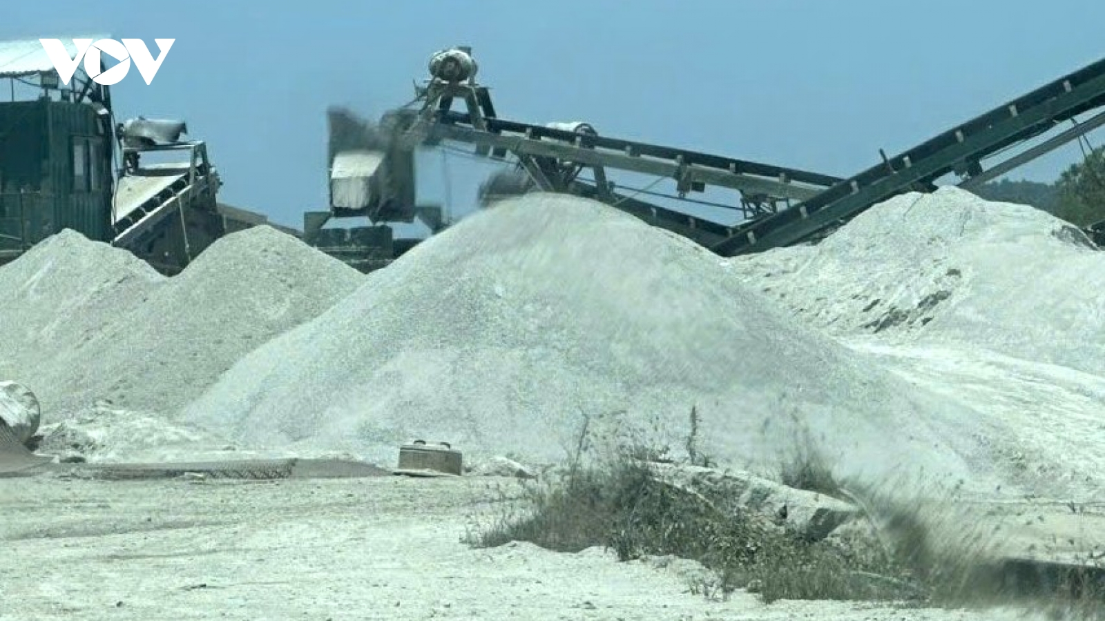 Một tài xế xe tải tử vong tại mỏ đá Thượng Hòa ở Quãng Ngãi