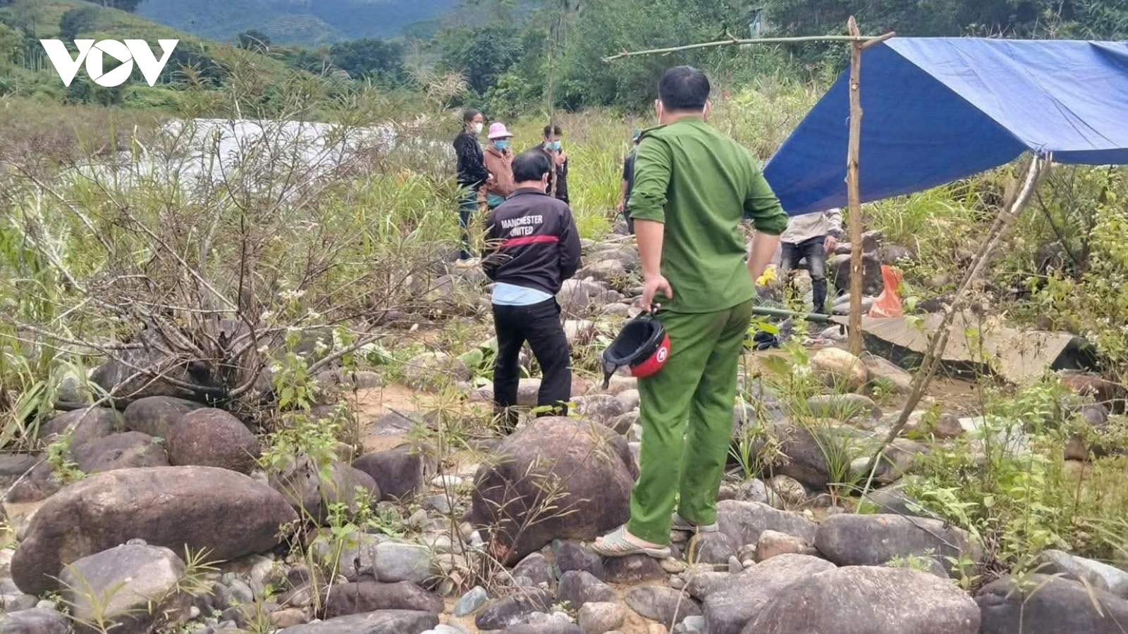 Tìm thấy thi thể người đàn ông ở Quảng Ngãi bị lũ cuốn