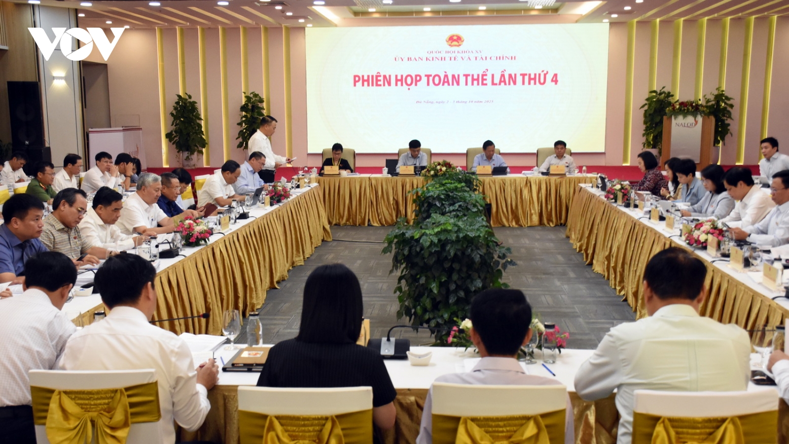 Phó Chủ tịch Quốc hội Vũ Hồng Thanh: Tháo gỡ điểm nghẽn, khơi thông nguồn lực phát triển