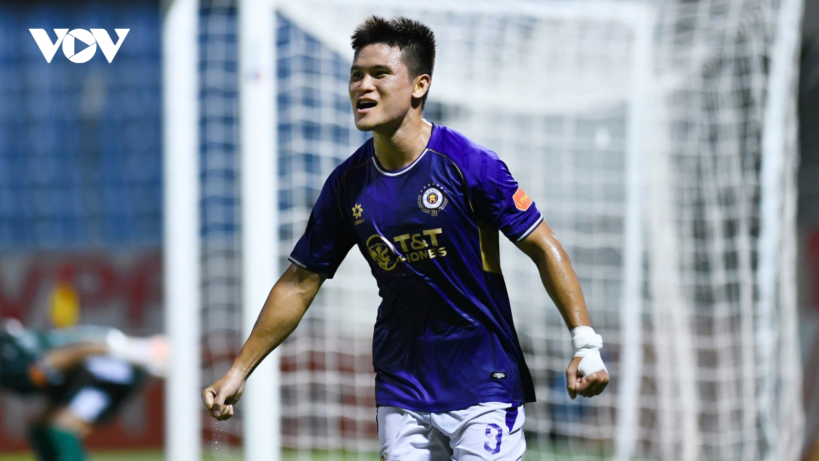 Bảng xếp hạng V-League mới nhất: Hà Nội FC bứt phá