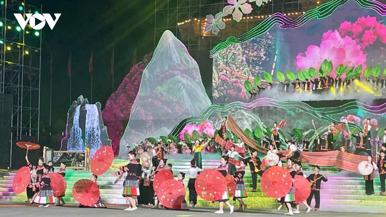 Tuần Du lịch Lai Châu 2025: Lan tỏa khát vọng từ những đỉnh núi kỳ vĩ