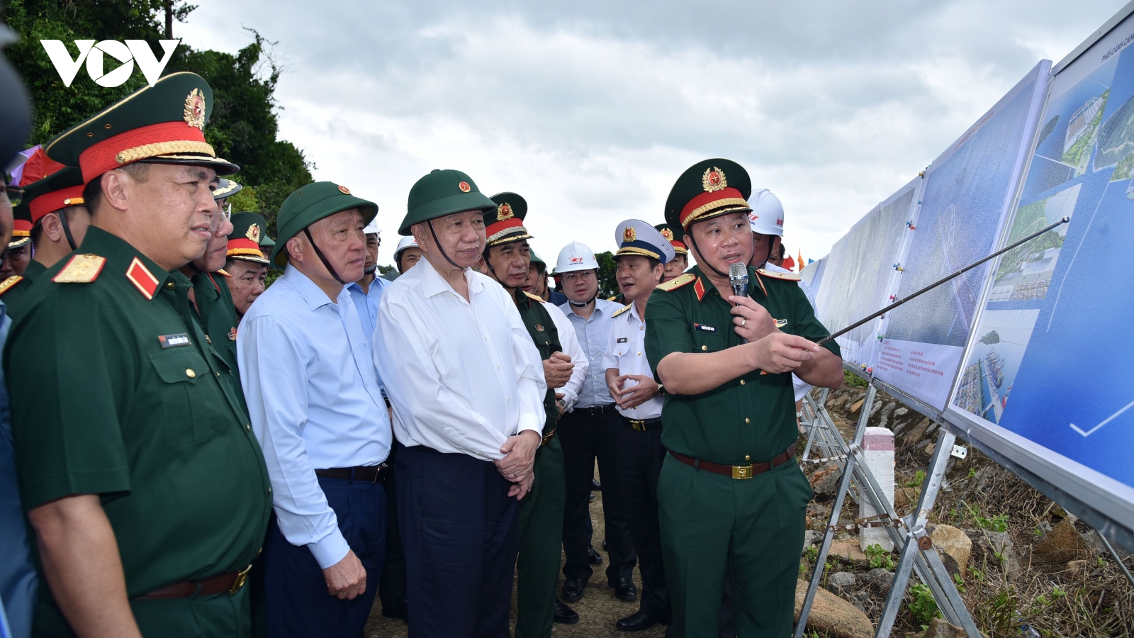 Tổng Bí thư Tô Lâm khảo sát thực địa các dự án chiến lược tại cụm đảo Hòn Khoai