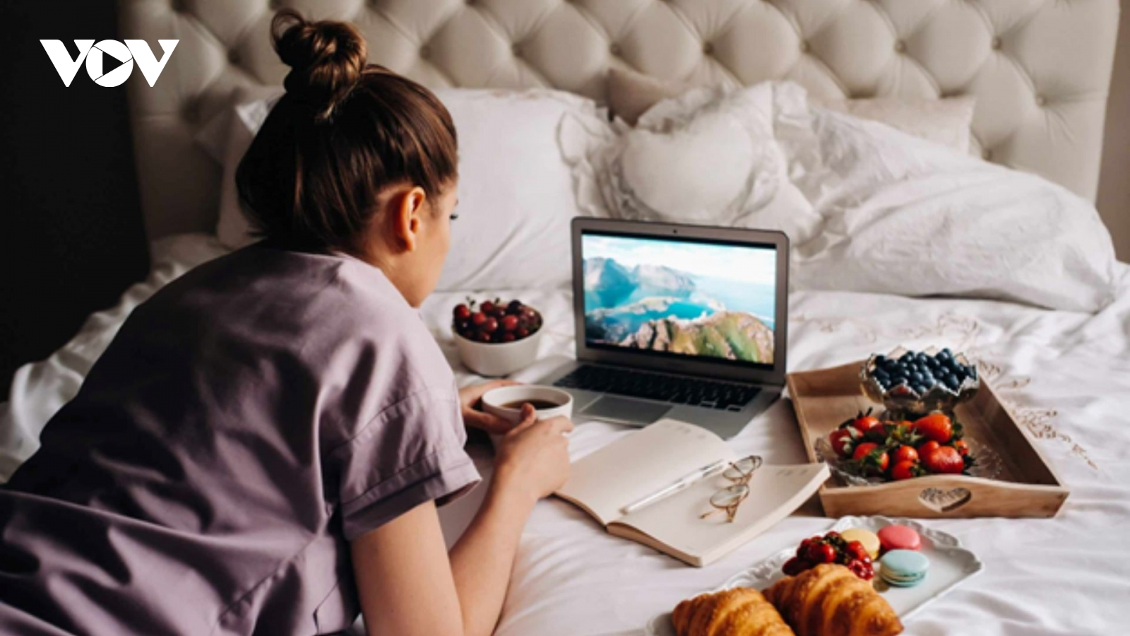 7 thực phẩm đói đến mấy cũng không nên ăn trước khi đi ngủ, cực hại sức khỏe