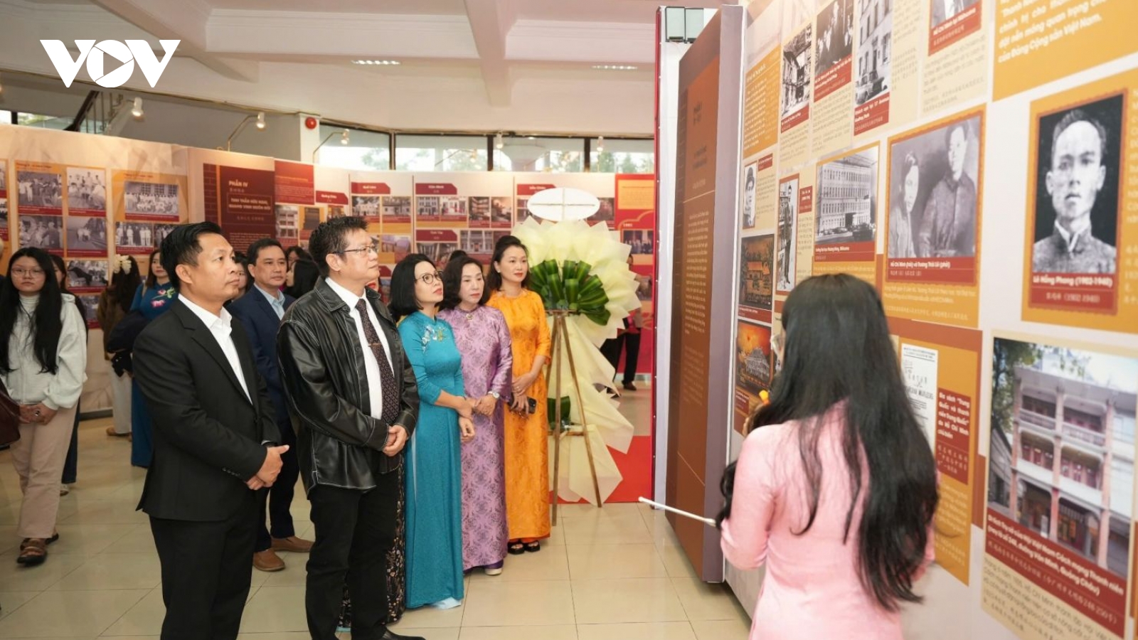 Triển lãm “Đường Cách mạng-Đồng chí Hồ Chí Minh tại Trung Quốc” ở Huế