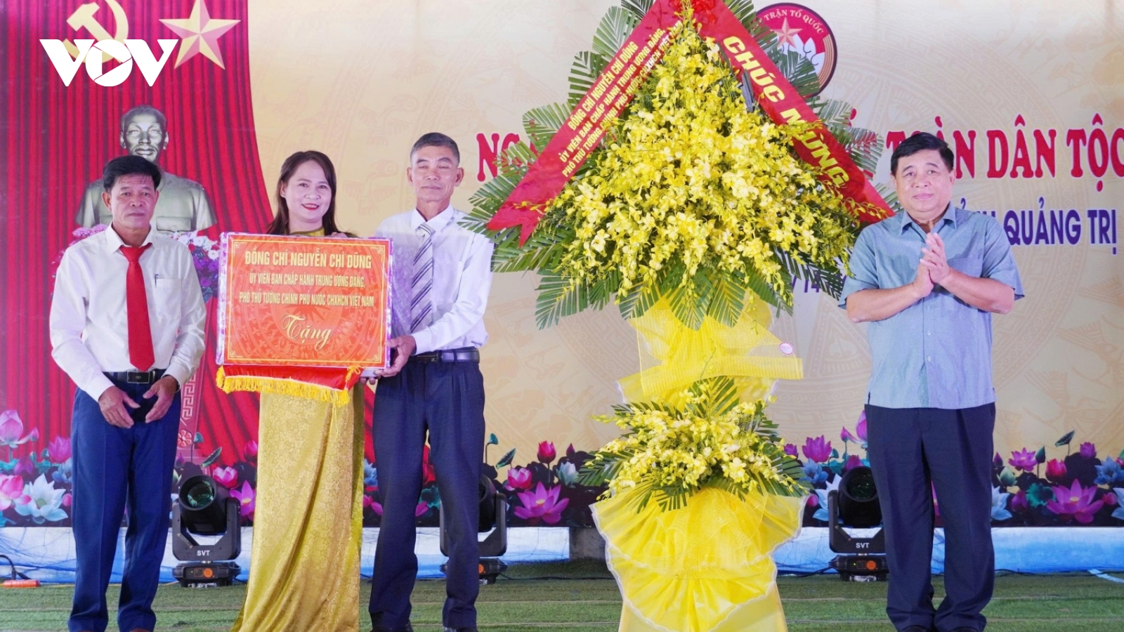 Ấm áp ngày hội Đại đoàn kết toàn dân tộc tại các địa phương