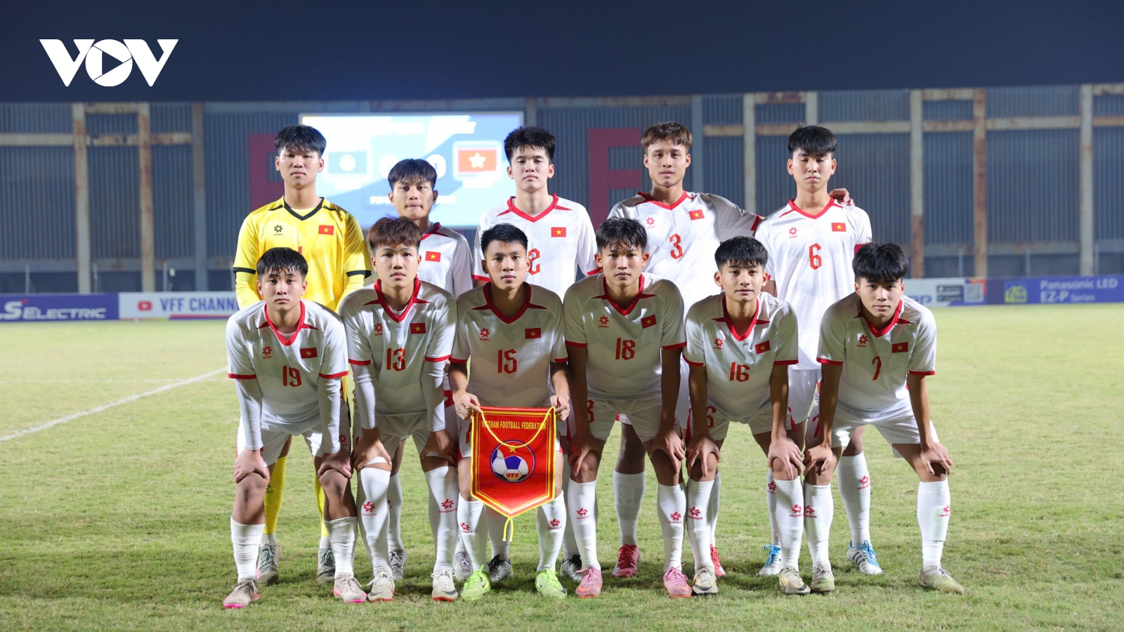 Lịch thi đấu và trực tiếp bóng đá Việt Nam hôm nay 30/11