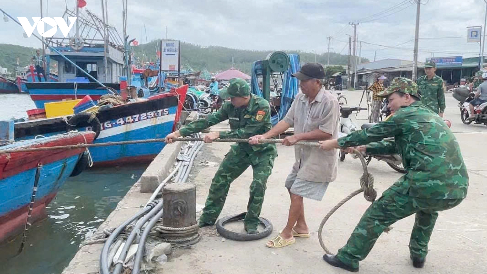 Quảng Ngãi chủ động ứng phó bão Kalmaegi, hơn 6.400 tàu cá đã nhận thông tin