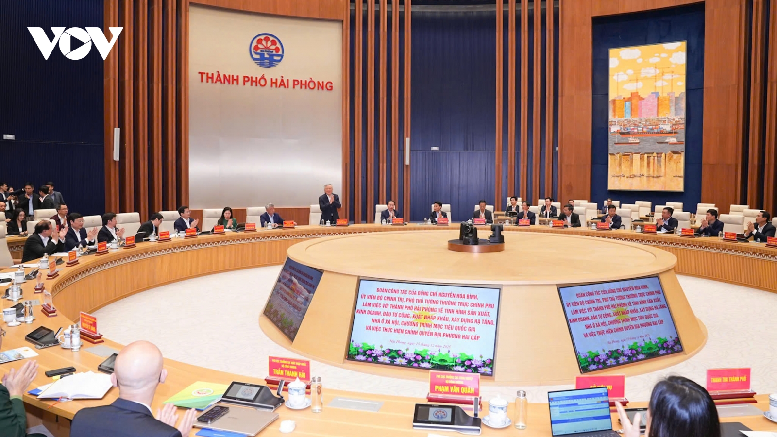 Phó Thủ tướng Nguyễn Hoà Bình: Hải Phòng làm rõ những động lực tăng trưởng mới