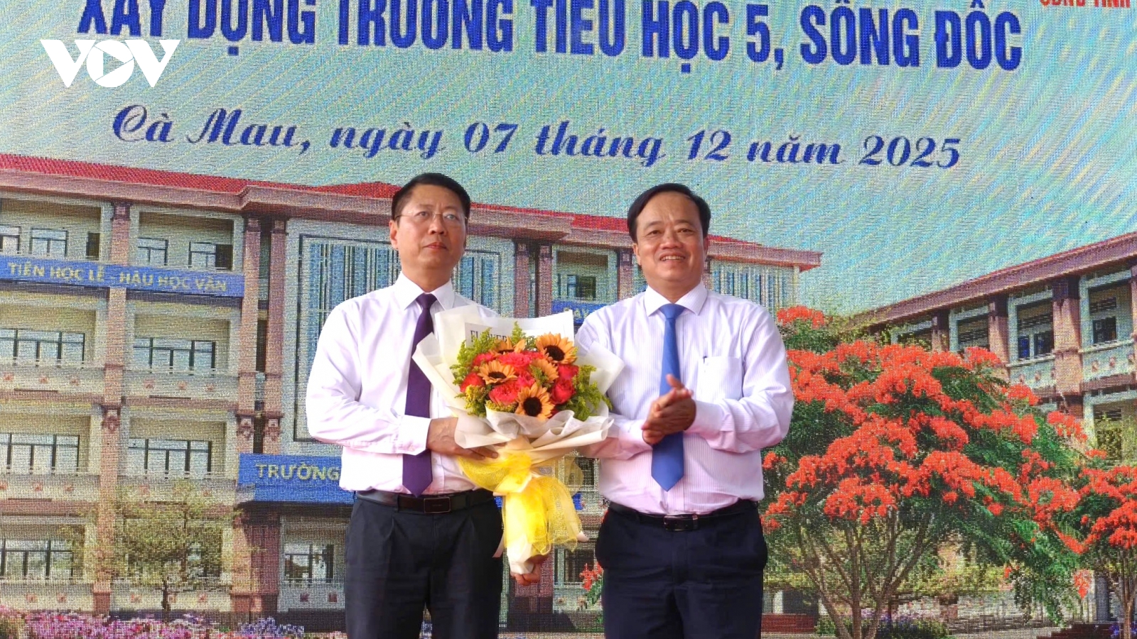 Ninh Bình hỗ trợ Cà Mau 20 tỷ đồng xây dựng trường học tại miền biển