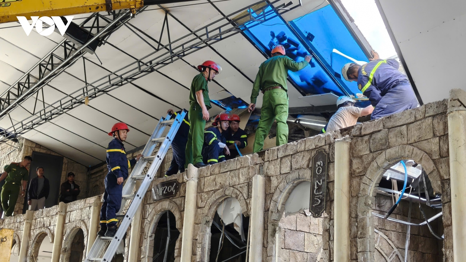 Sập tường công trình xây dựng làm một công nhân tử vong