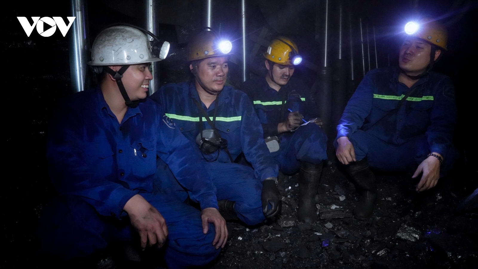 Đại hội Thi đua yêu nước: Những người thắp lửa thi đua từ lao động hằng ngày