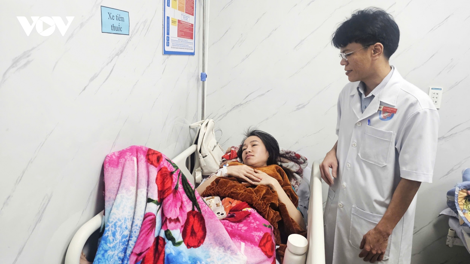 203 người ở Quảng Ngãi bị ngộ độc do ăn bánh mì Hồng Vân