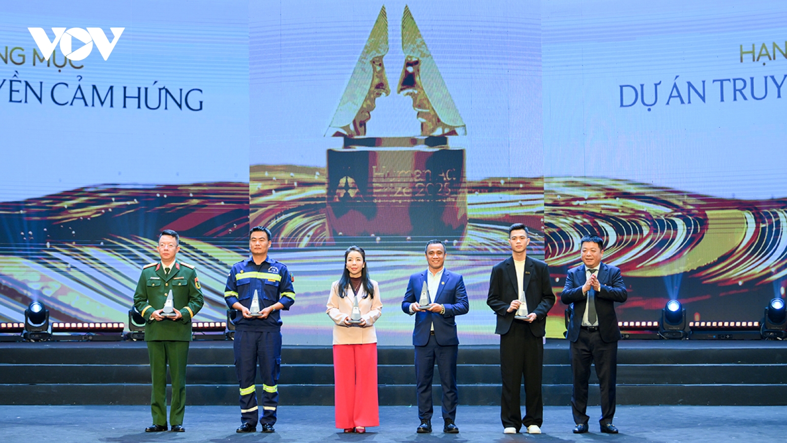 Trao giải thưởng hành động vì cộng đồng 2025: “Kiên trì phụng sự”