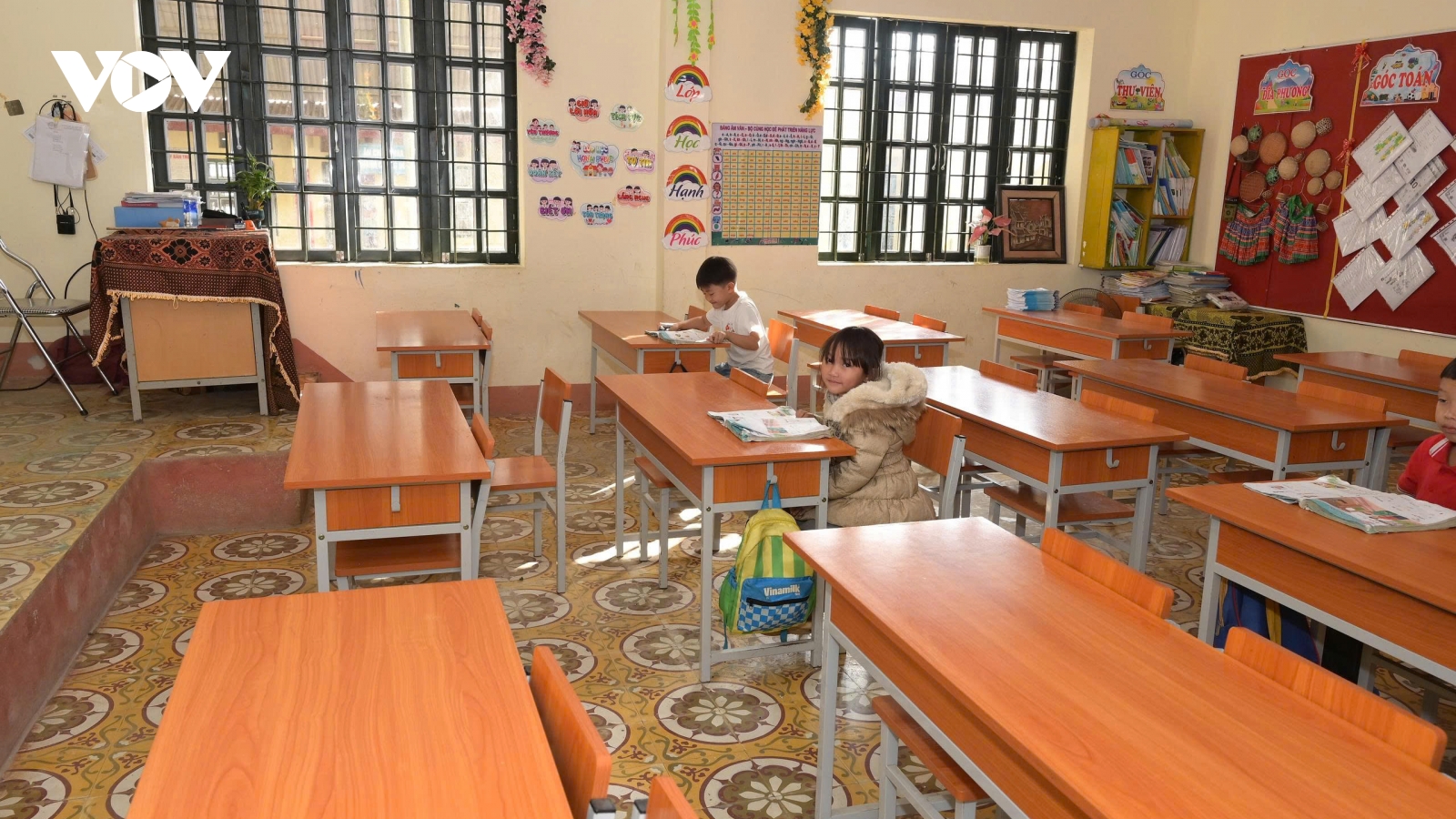 Vụ hàng trăm học sinh nghỉ học tại Bản Hồ (Lào Cai): Đối thoại thấu tình đạt lý