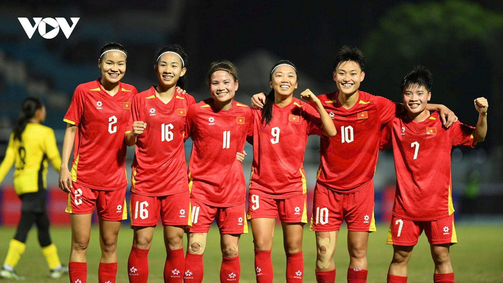 Lịch thi đấu và trực tiếp bóng đá Việt Nam hôm nay 8/12