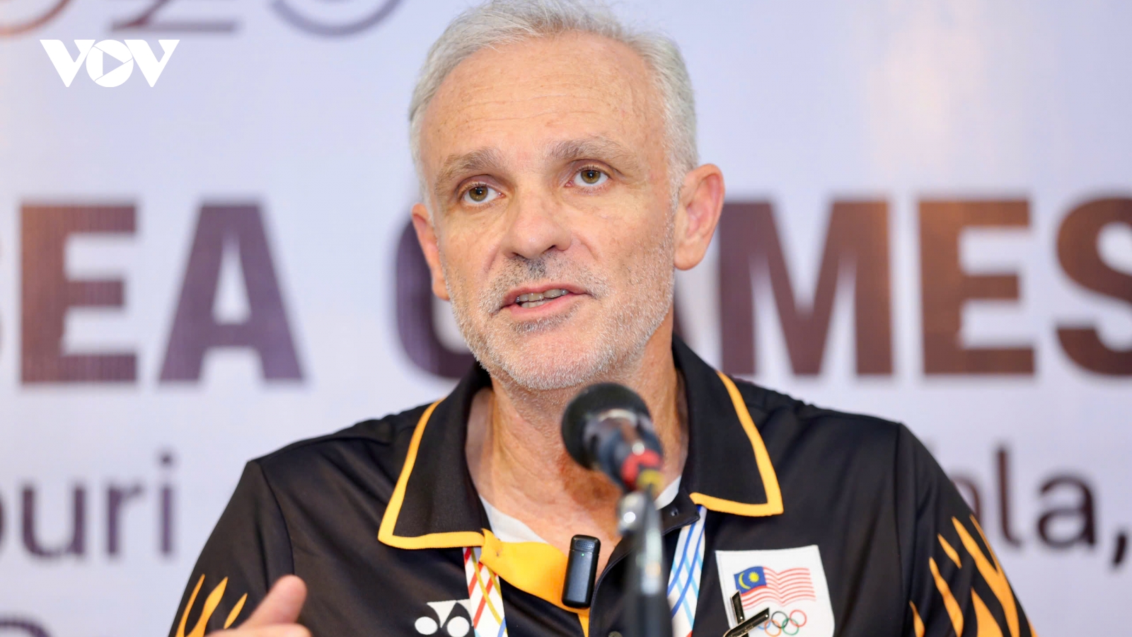 HLV ĐT nữ Malaysia tự tin gây bất ngờ ở SEA Games 33 dù thua đậm ĐT nữ Việt Nam