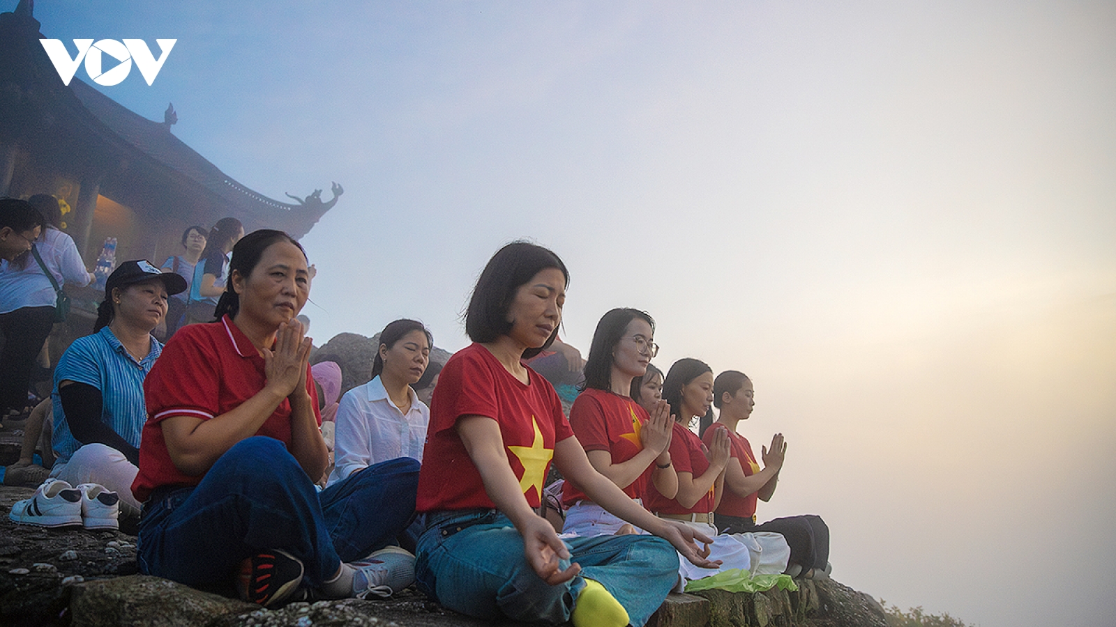 Để Quần thể di tích và danh thắng Yên Tử kể chuyện của mình