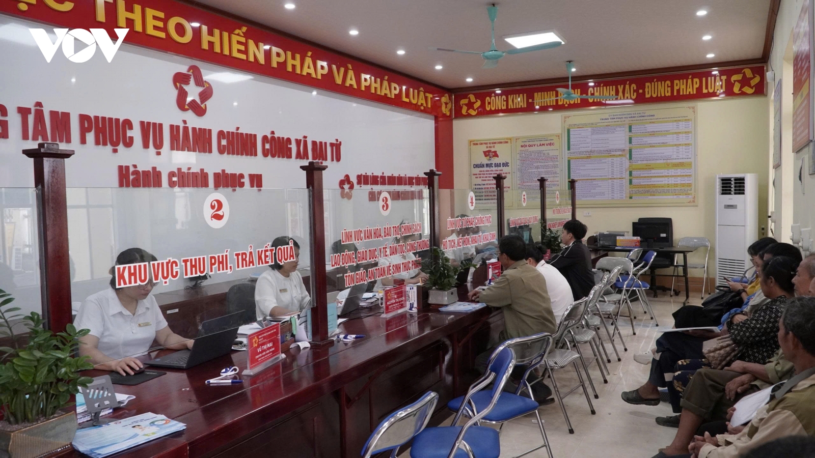 Chính quyền địa phương 2 cấp tạo chuyển biến sắc nét từ cơ sở