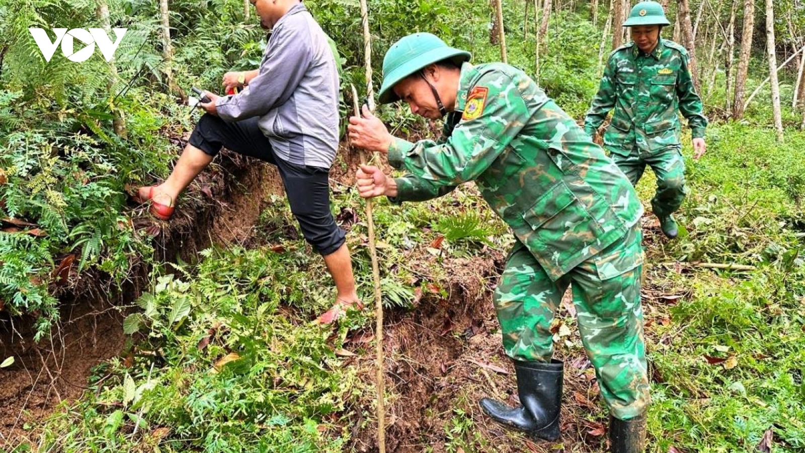 Đà Nẵng công bố tình huống khẩn cấp do sụt lún, nguy cơ sạt lở tại xã Đắc Pring