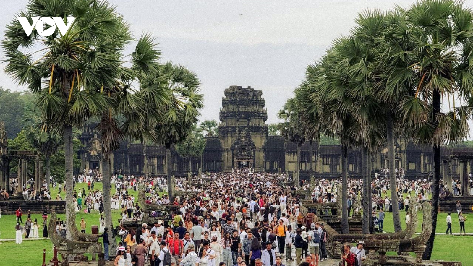 Việt Nam là nguồn khách quốc tế lớn nhất của Campuchia năm 2025