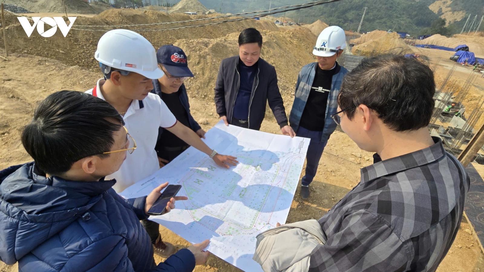 Thần tốc thi công 4 trường phổ thông liên cấp nội trú biên giới Lào Cai