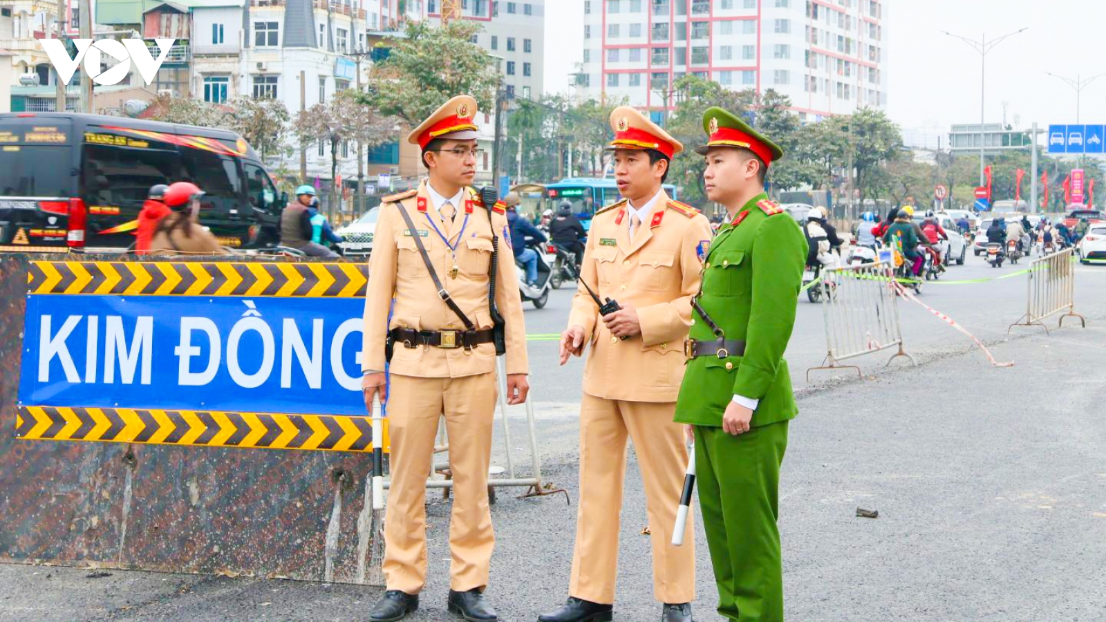 CSGT Hà Nội tổng lực xóa 51 "điểm nghẽn" giao thông dịp đầu năm 2026